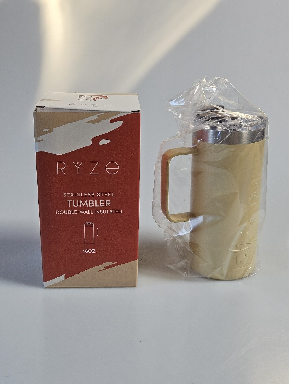 NIB Ryze Cream Stainless 16 oz. Travel Mug